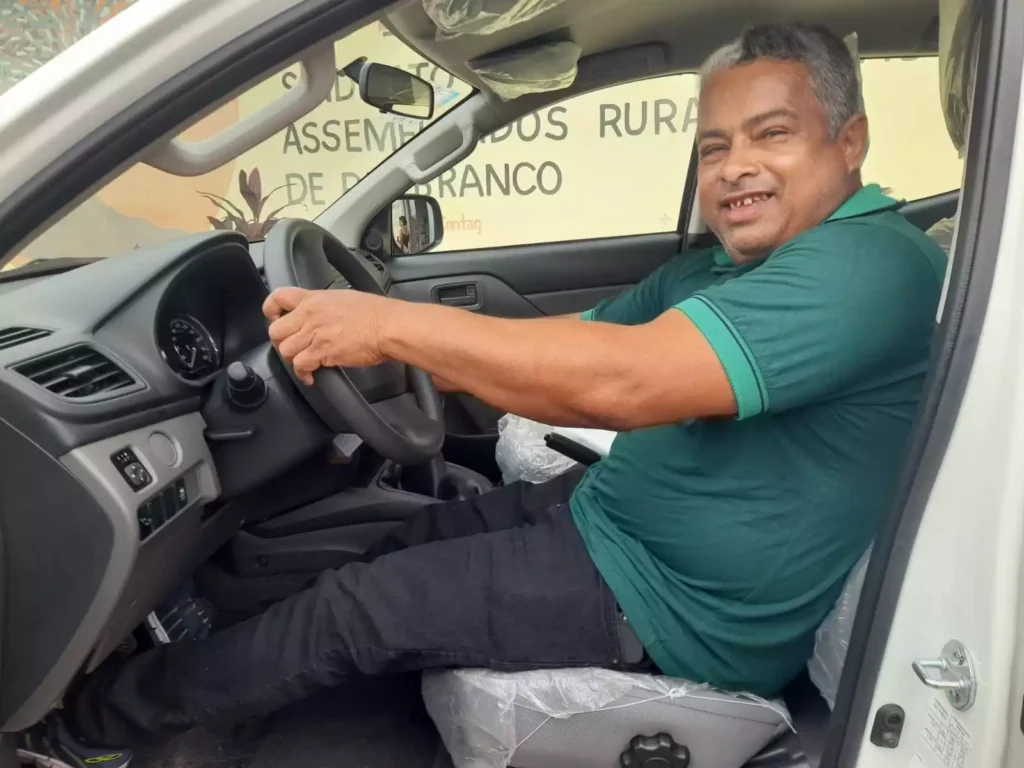 Sinpasa ganha caminhonete para fortalecer sua luta fruto de emenda, ainda, do ex-deputado federal Léo de Brito